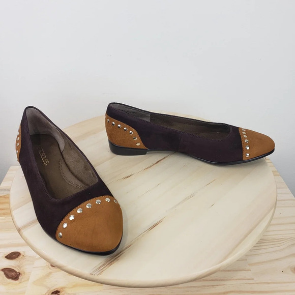 Aerosoles Know it All Flat Shoes Size 8M Brown Suede Leather Studded Pointed Toe - Picture 9 of 14
